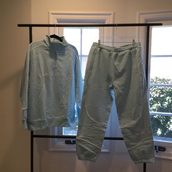 Mens set sweater size L  and pants size M  brand Palace - Picture 1 of 2